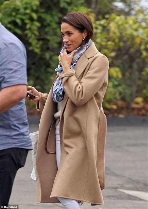 meghan markle silk scarf